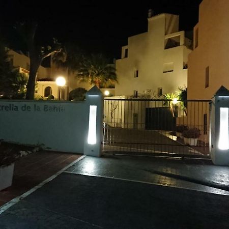 Estrella De La Bahia Apartment กาซาเรส ภายนอก รูปภาพ
