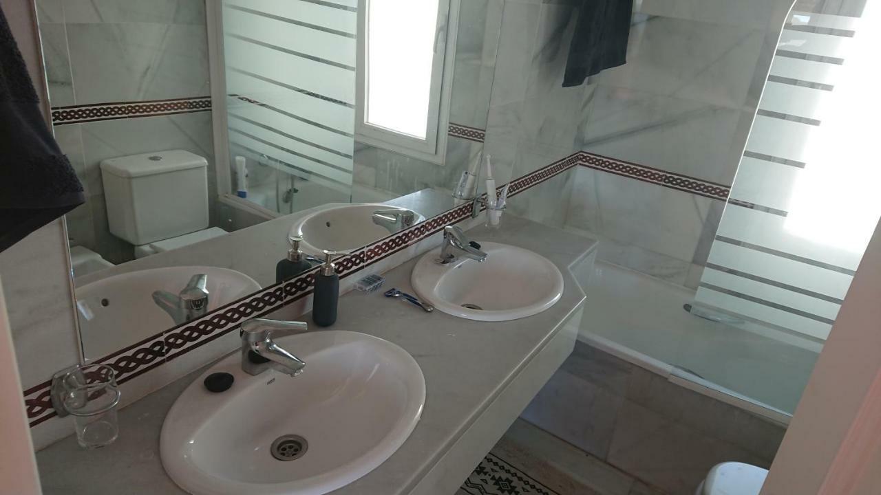 Estrella De La Bahia Apartment กาซาเรส ภายนอก รูปภาพ